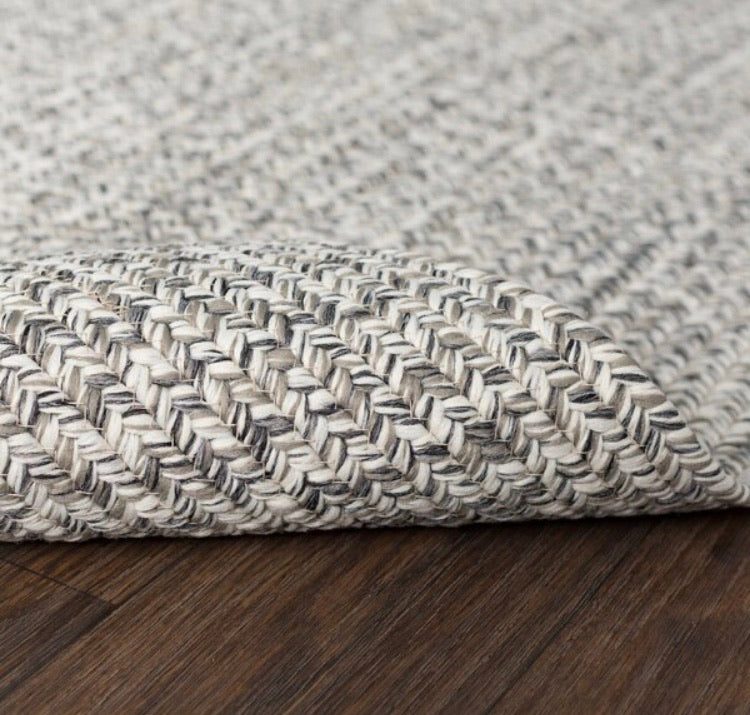 5'x8' Salt and Pepper Braided Rug CG186