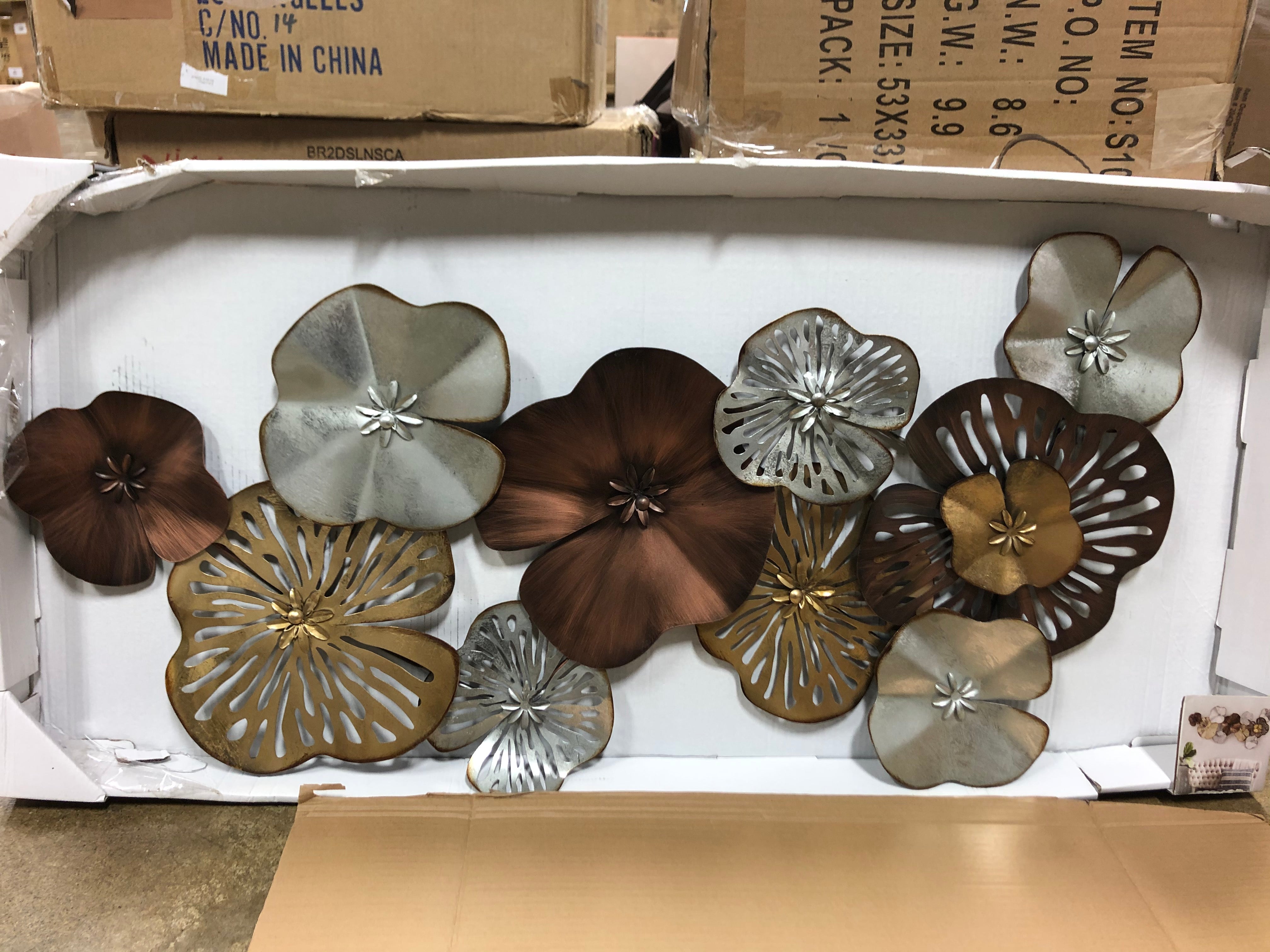 42x22" Floral Metal Wall Decor CG1120