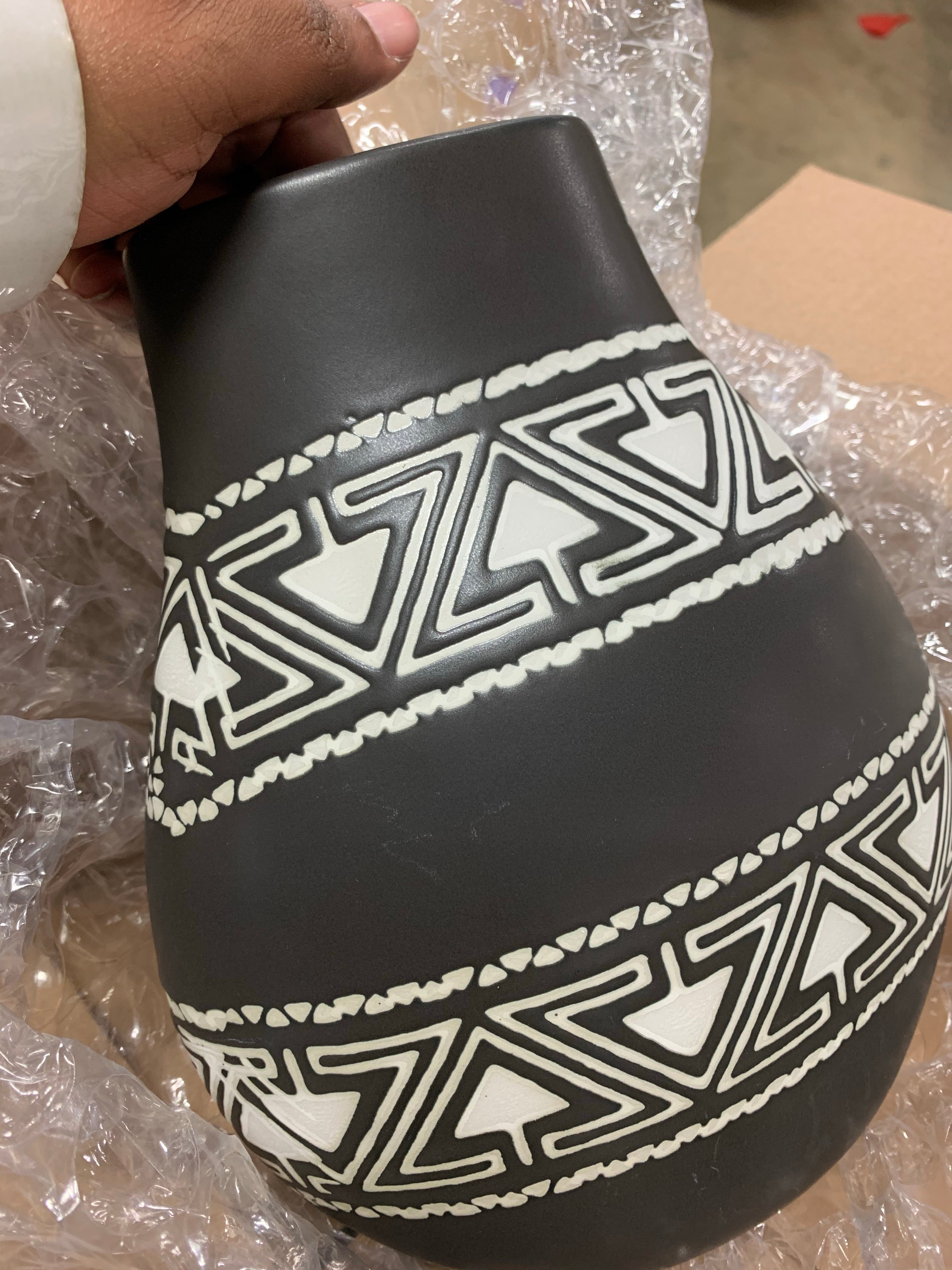 Bartley Table Vase #LX2028