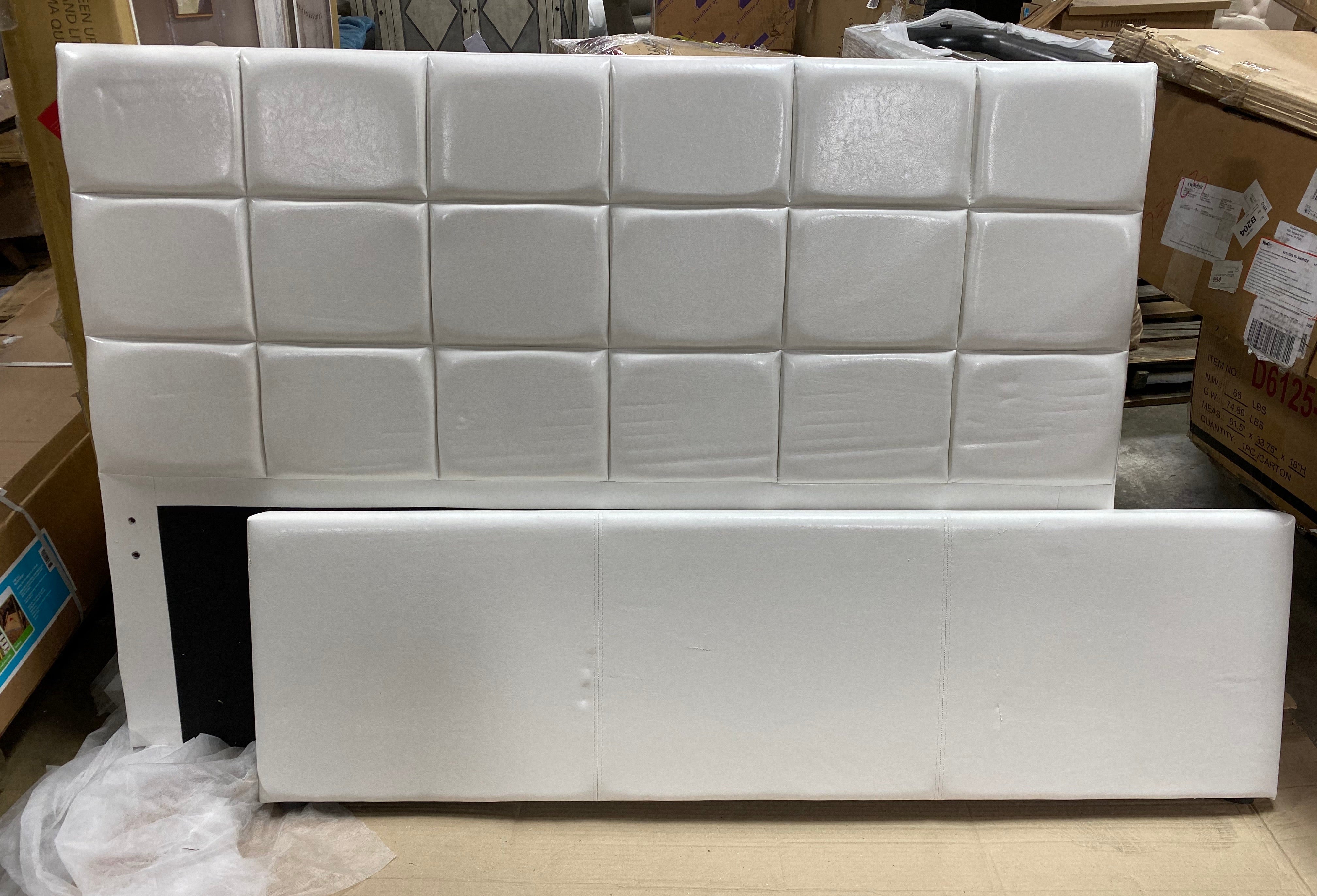 **As Is** White Tufted Headboard with Footboard - Full  #SA673