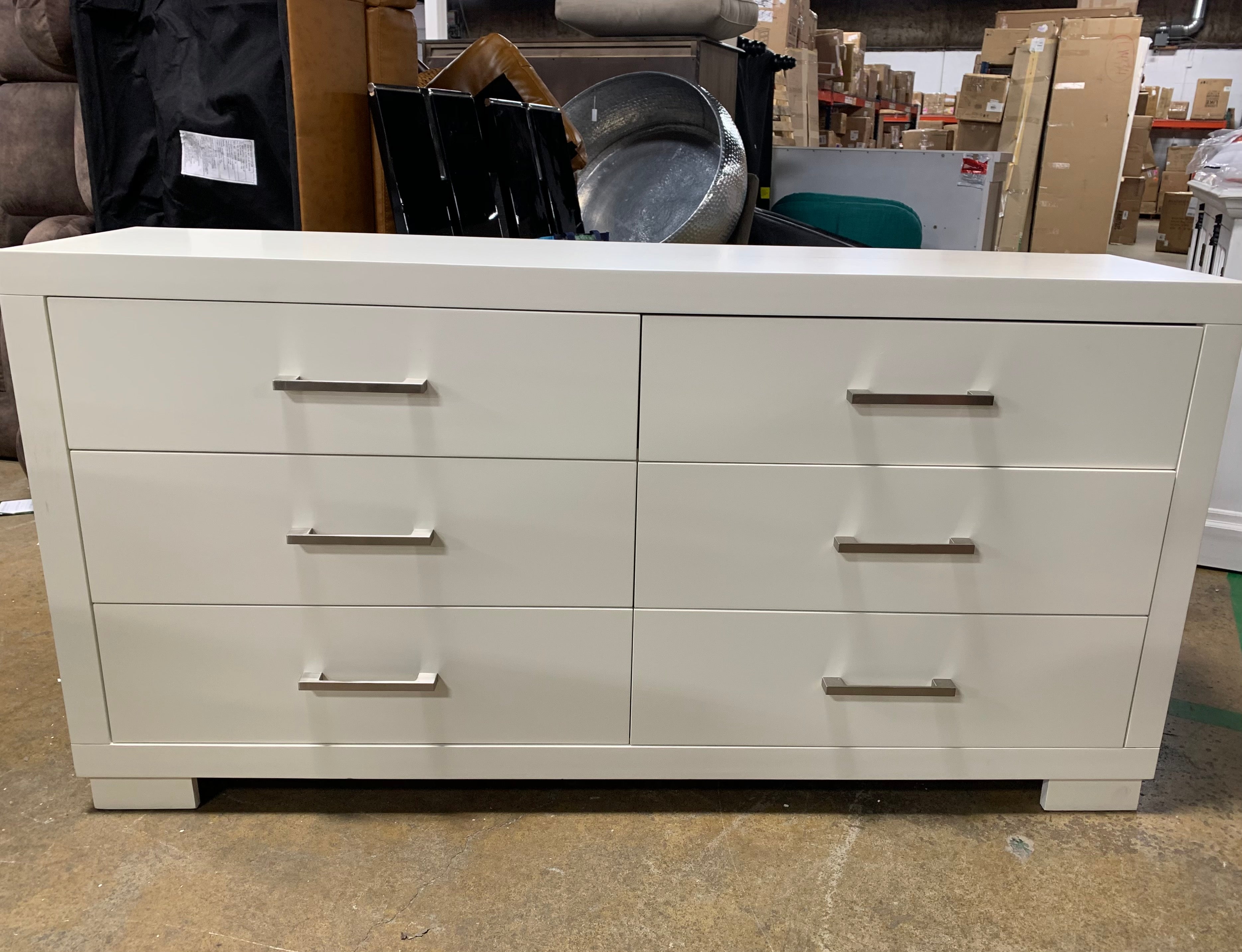 Coastal Fine Furniture "Jessica" 6 Drawer Double Dresser