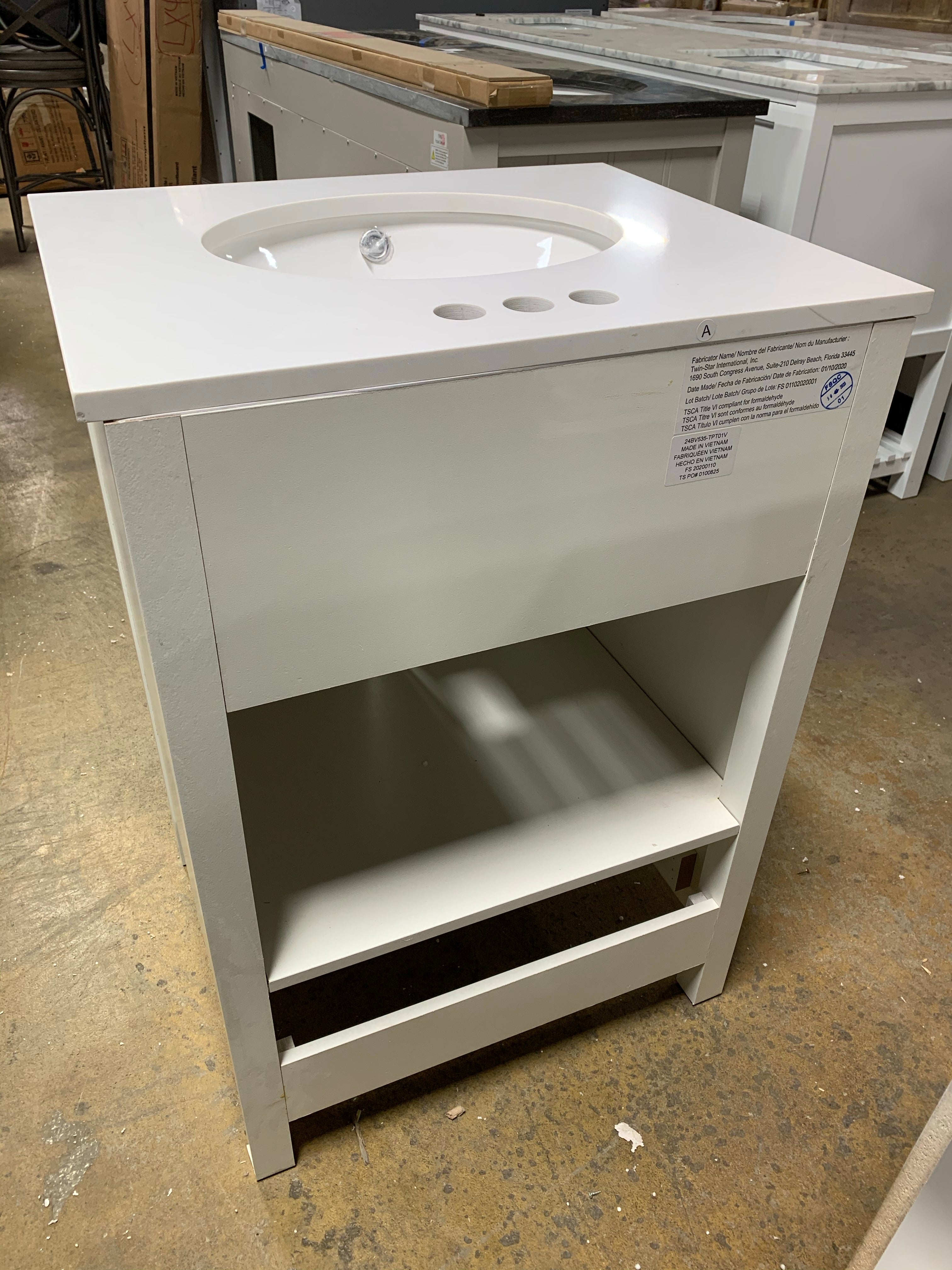 24" White Single Bathroom Vanity