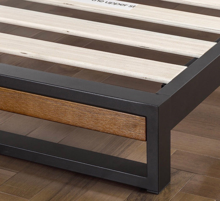 (Queen) Pauletta Low Profile Platform Bed CG1702