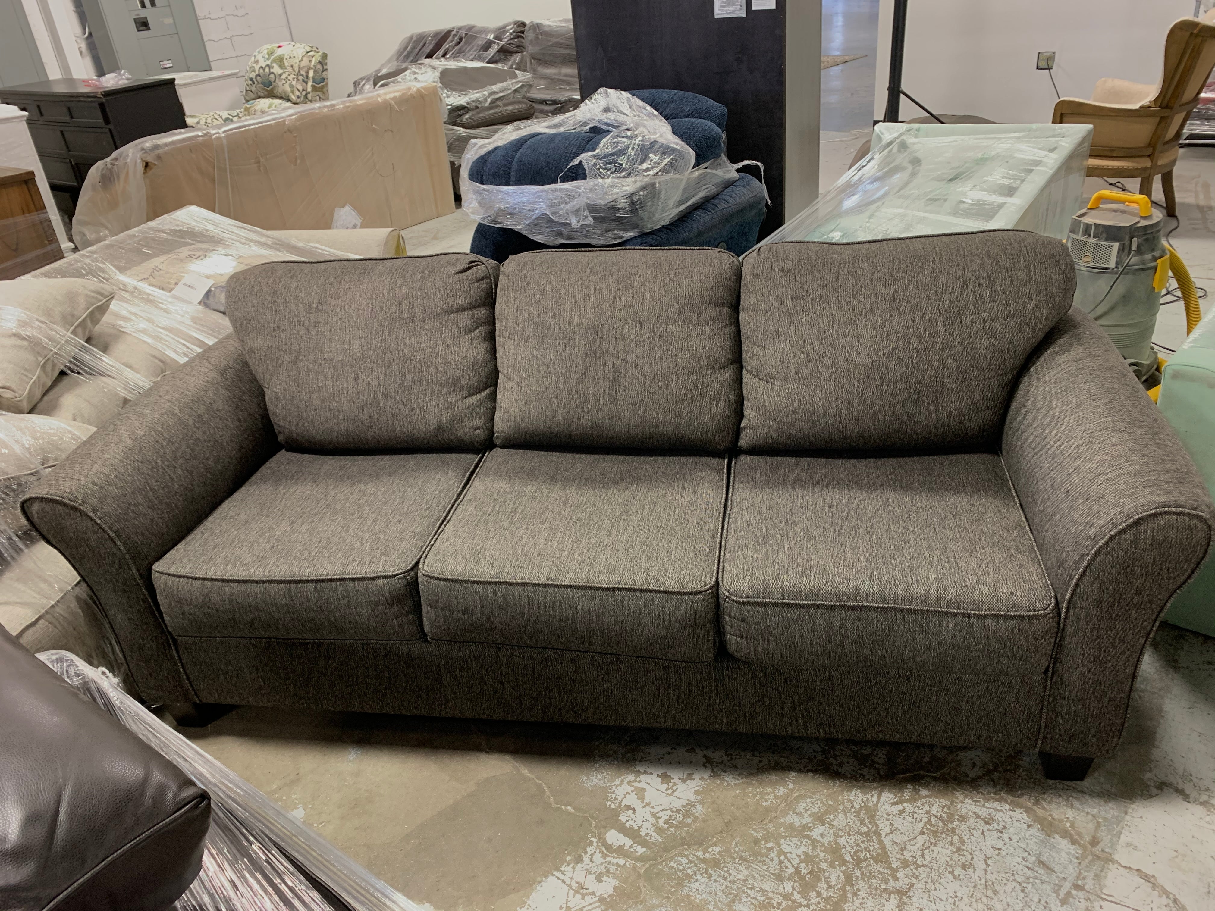 Westbrook 87" Round Arms Sofa