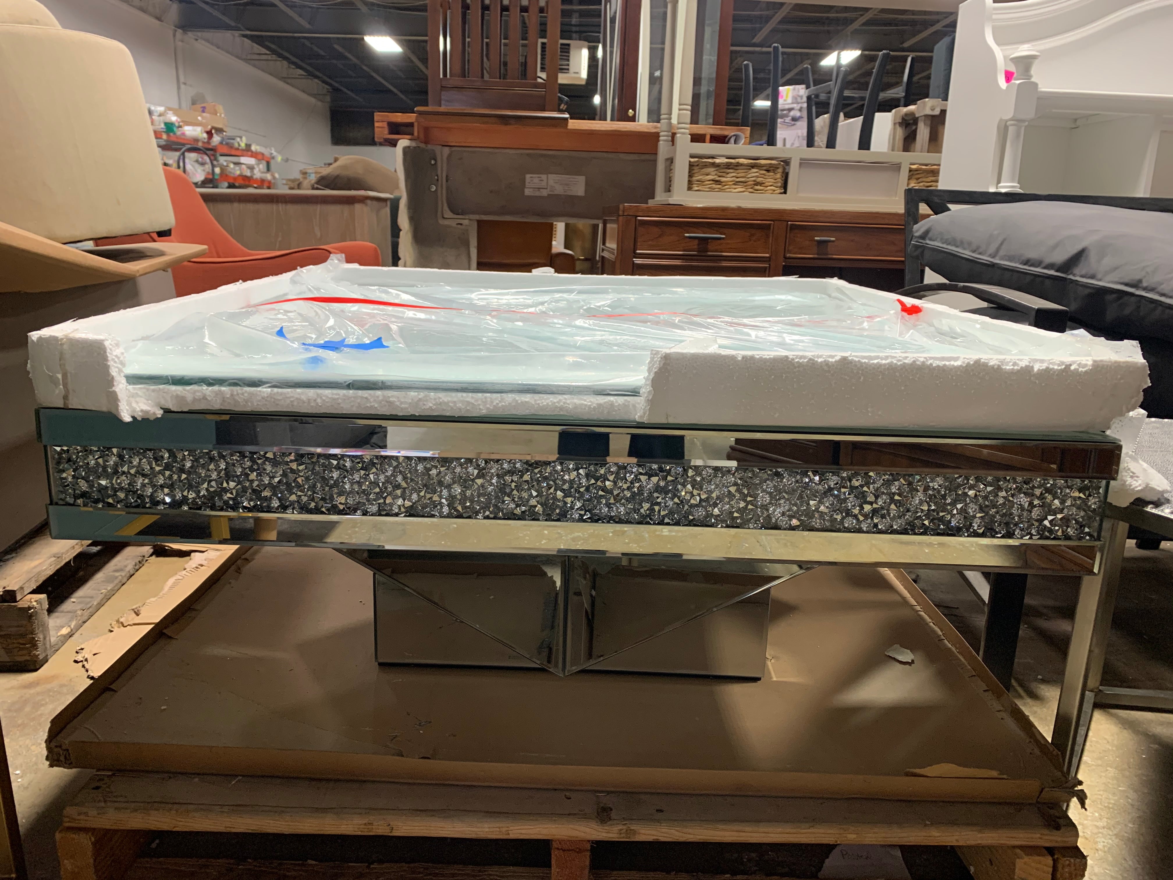 Aaryahi Solid Coffee Table