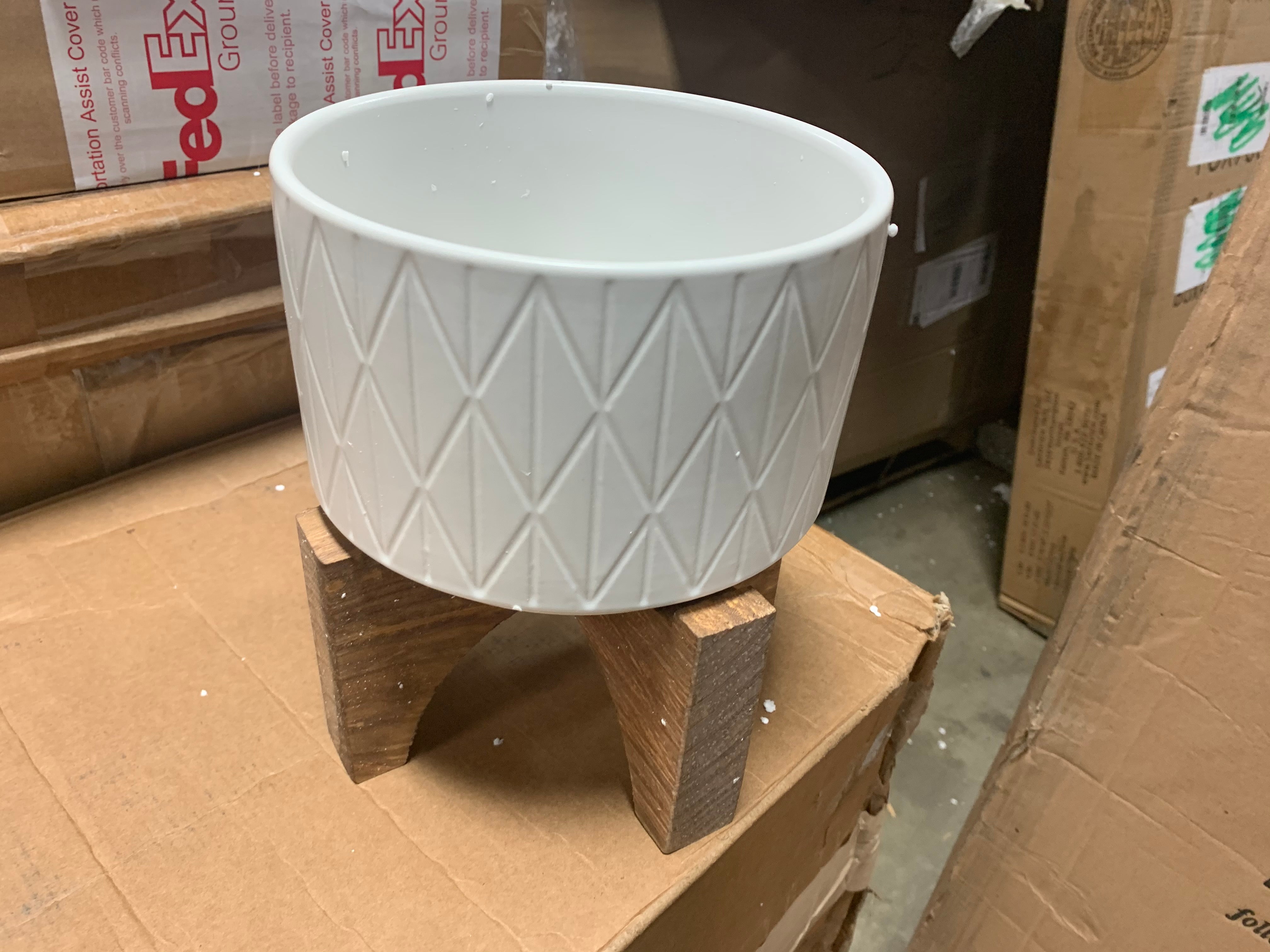 Kimmswick Texture Pot Planter #LX4172