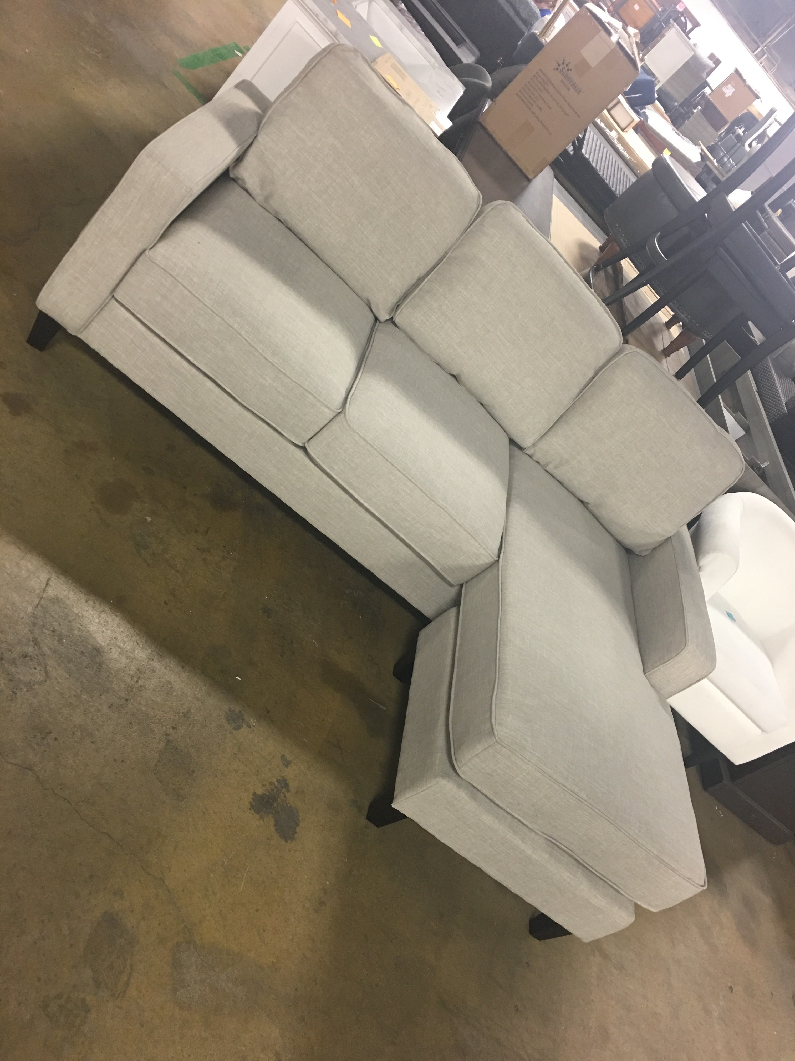 Serta - Harmon Rolled Arm Reversible Sectional