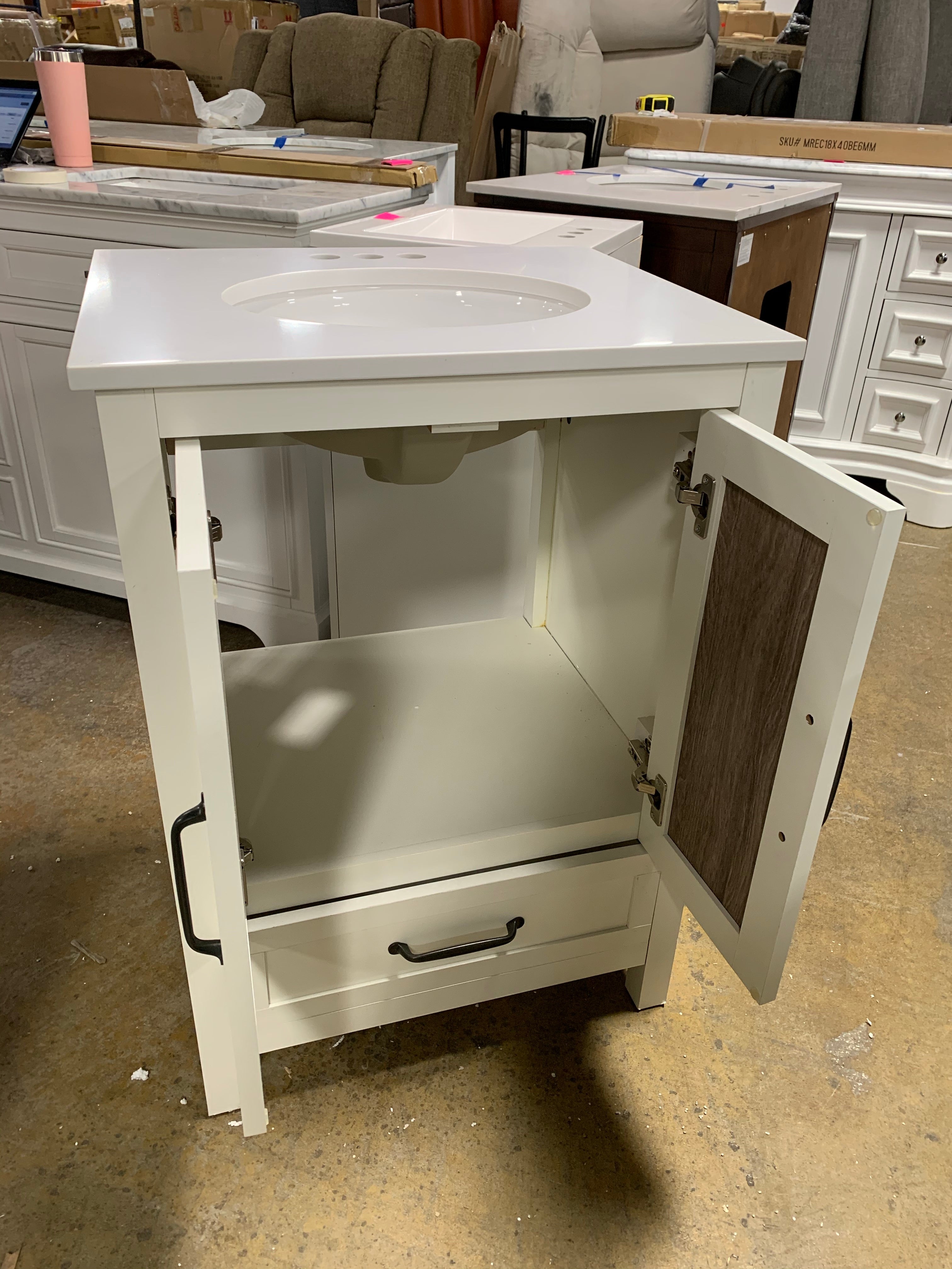 24" White Single Bathroom Vanity