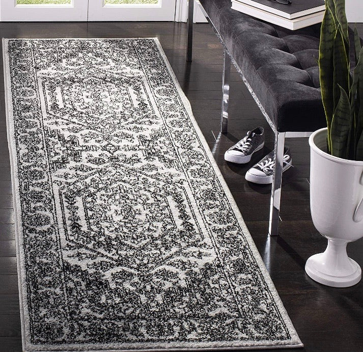 2'6"x20' Oriental Silver/Black Runner CG291