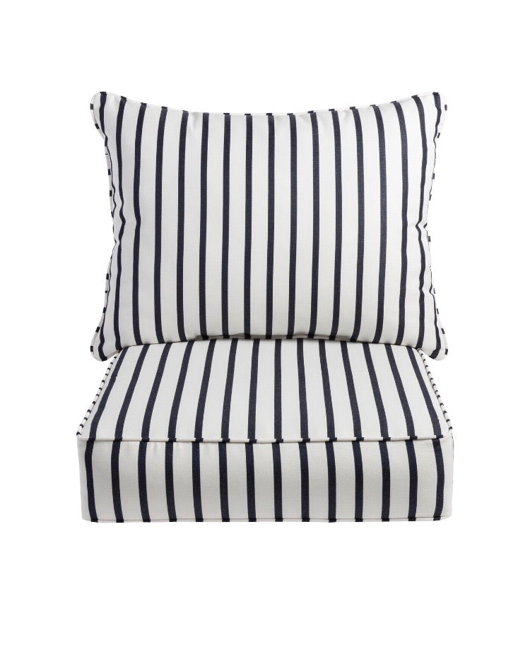 Whitten Stripe Indoor/Outdoor Cushion CG984