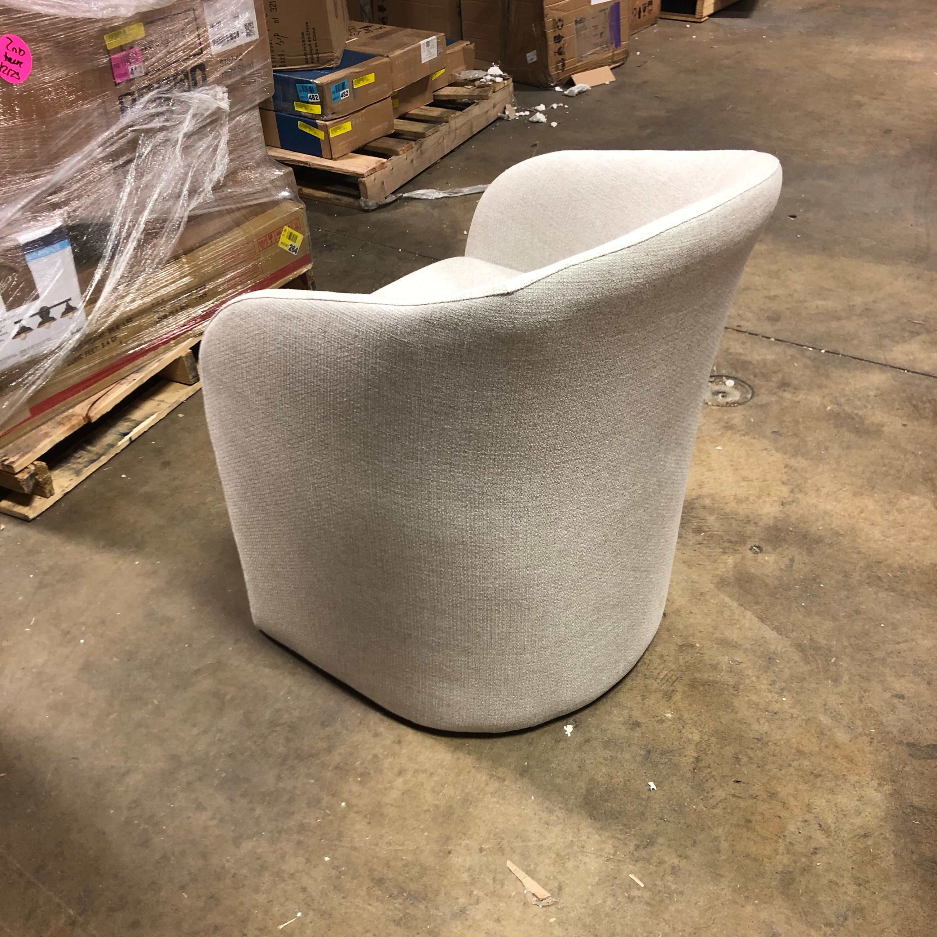 Bernhardt Logan   Square Upholstered Arm Chair in Beige CG1915