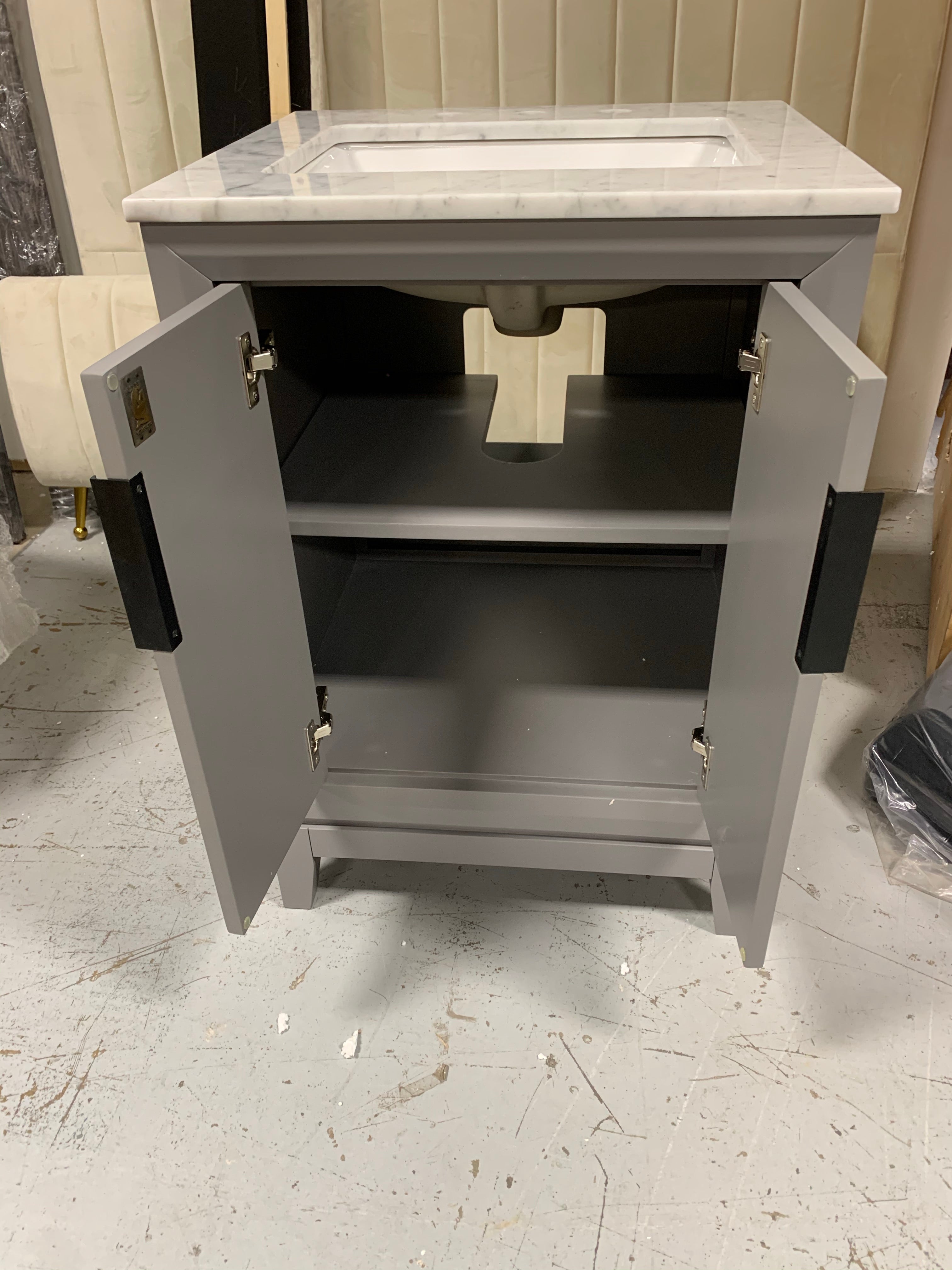 24" Single Sink Carrara White Marble "Elizabeth" Vanity