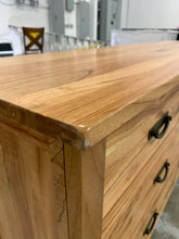 Load image into Gallery viewer, Bryony 7 Drawer Double Dresser
