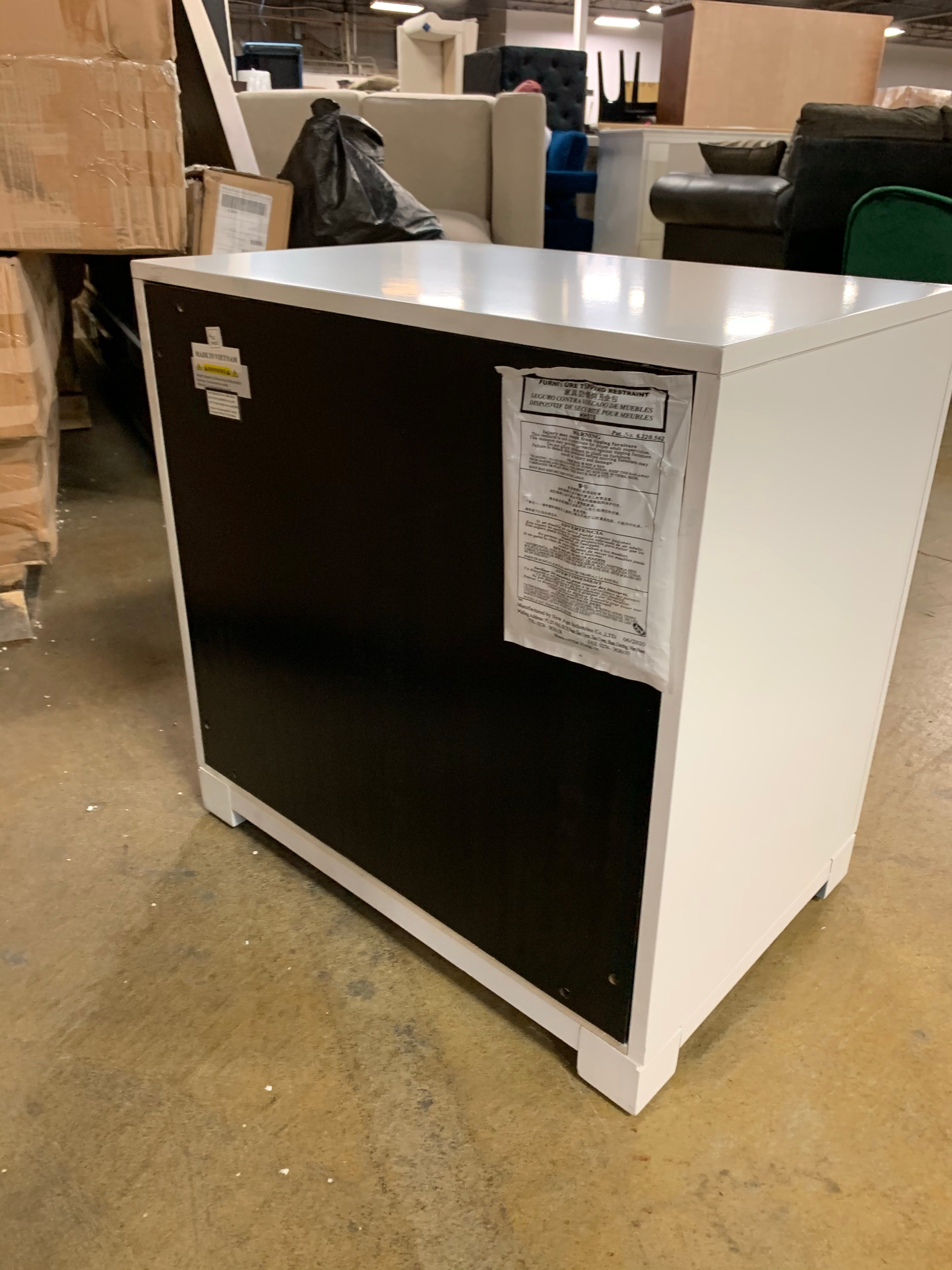 Bindera 3 Drawer Nightstand