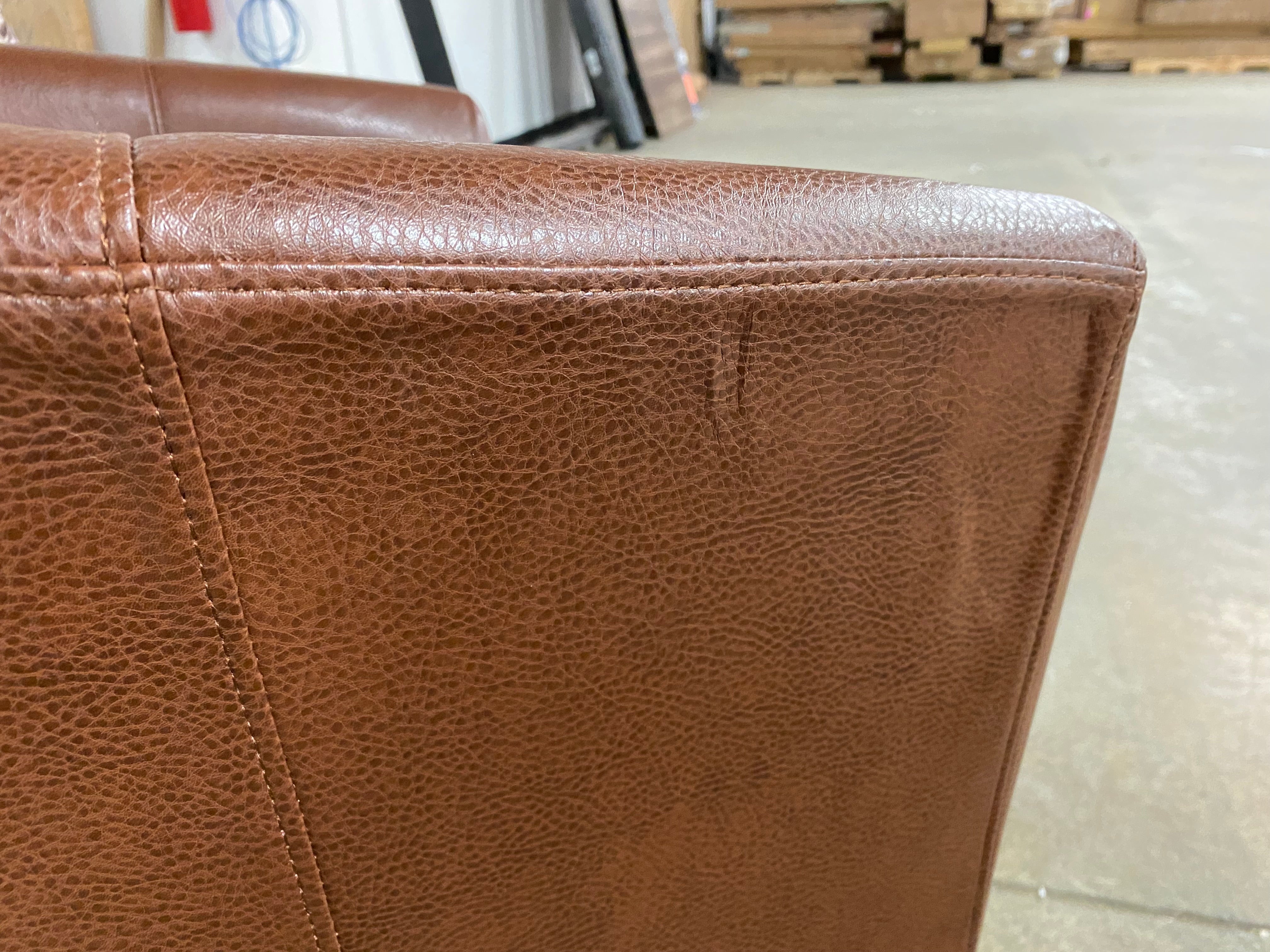 31.5'' Wide Barrel Chair, in Camel