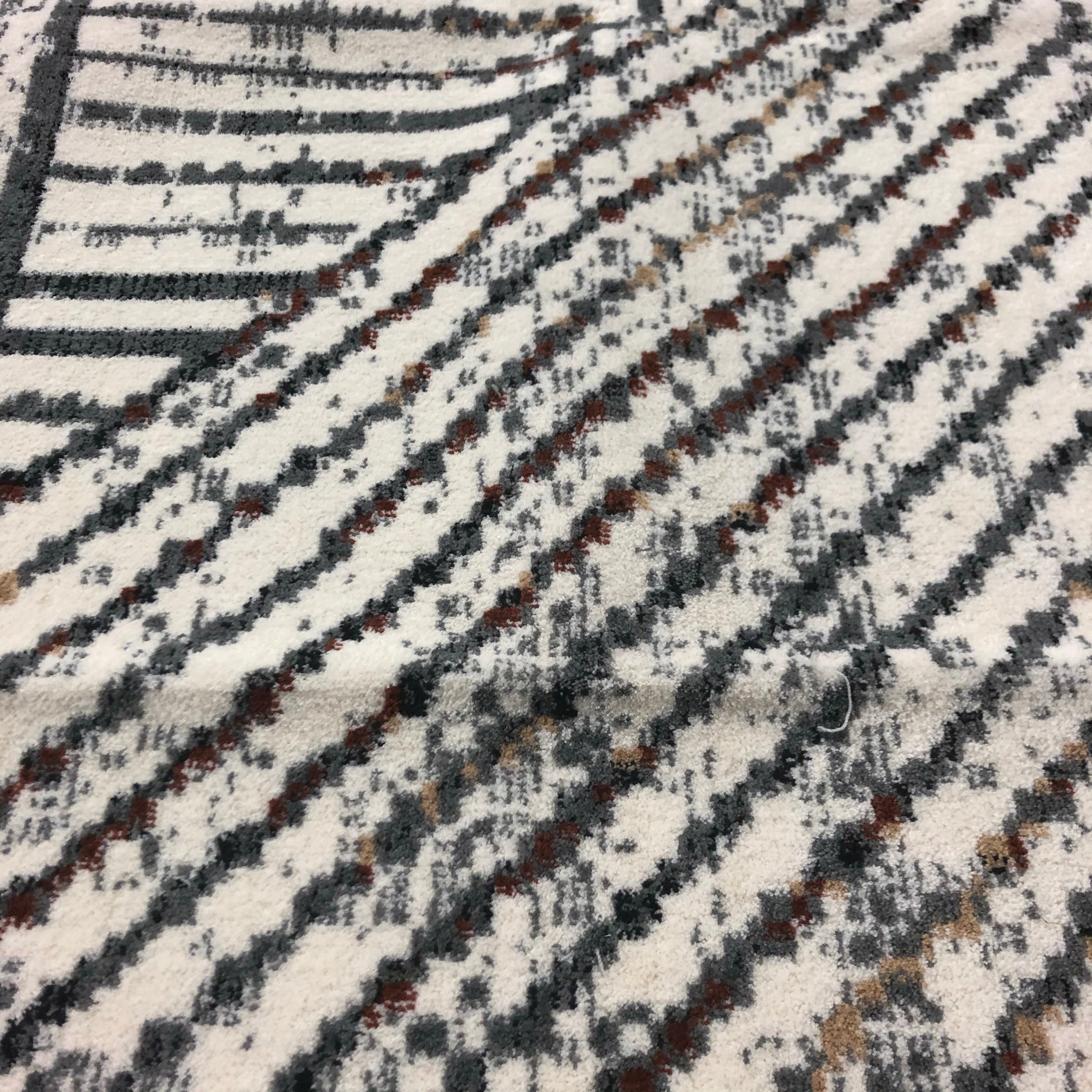 6'x9' Montalto Geometric Tufted Gray Area Rug CG1619