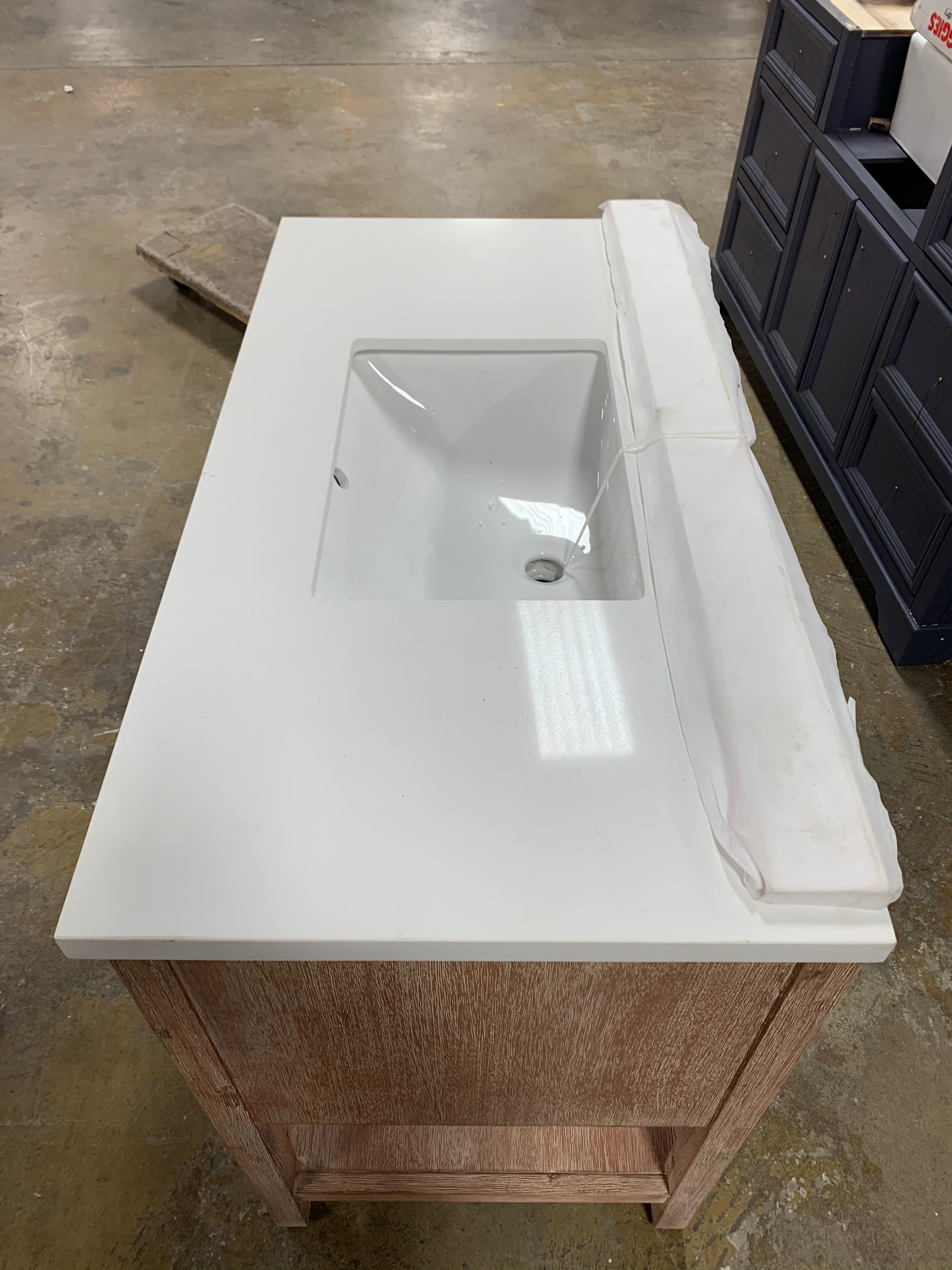 Betty 42" Single Vanity in Weathered Brown with Quartz Top