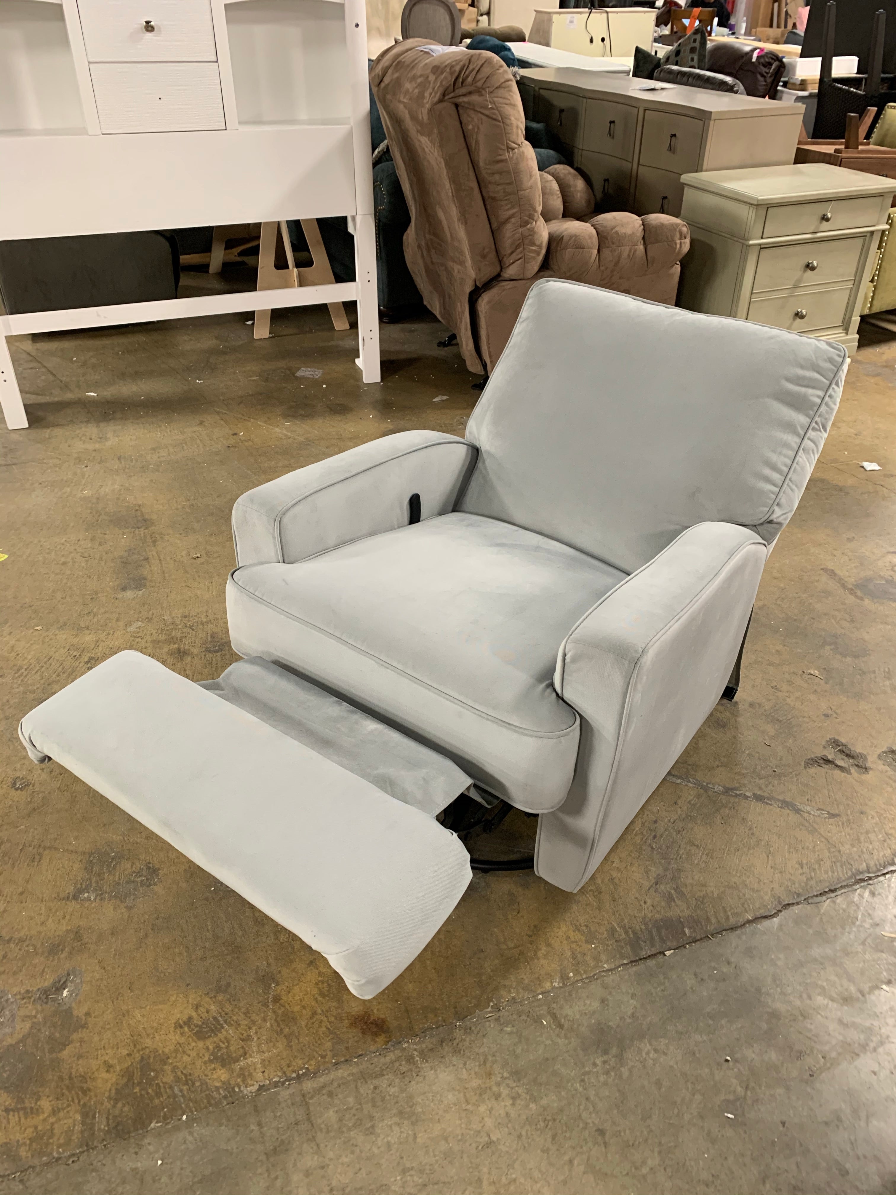 Aisley on sale swivel recliner