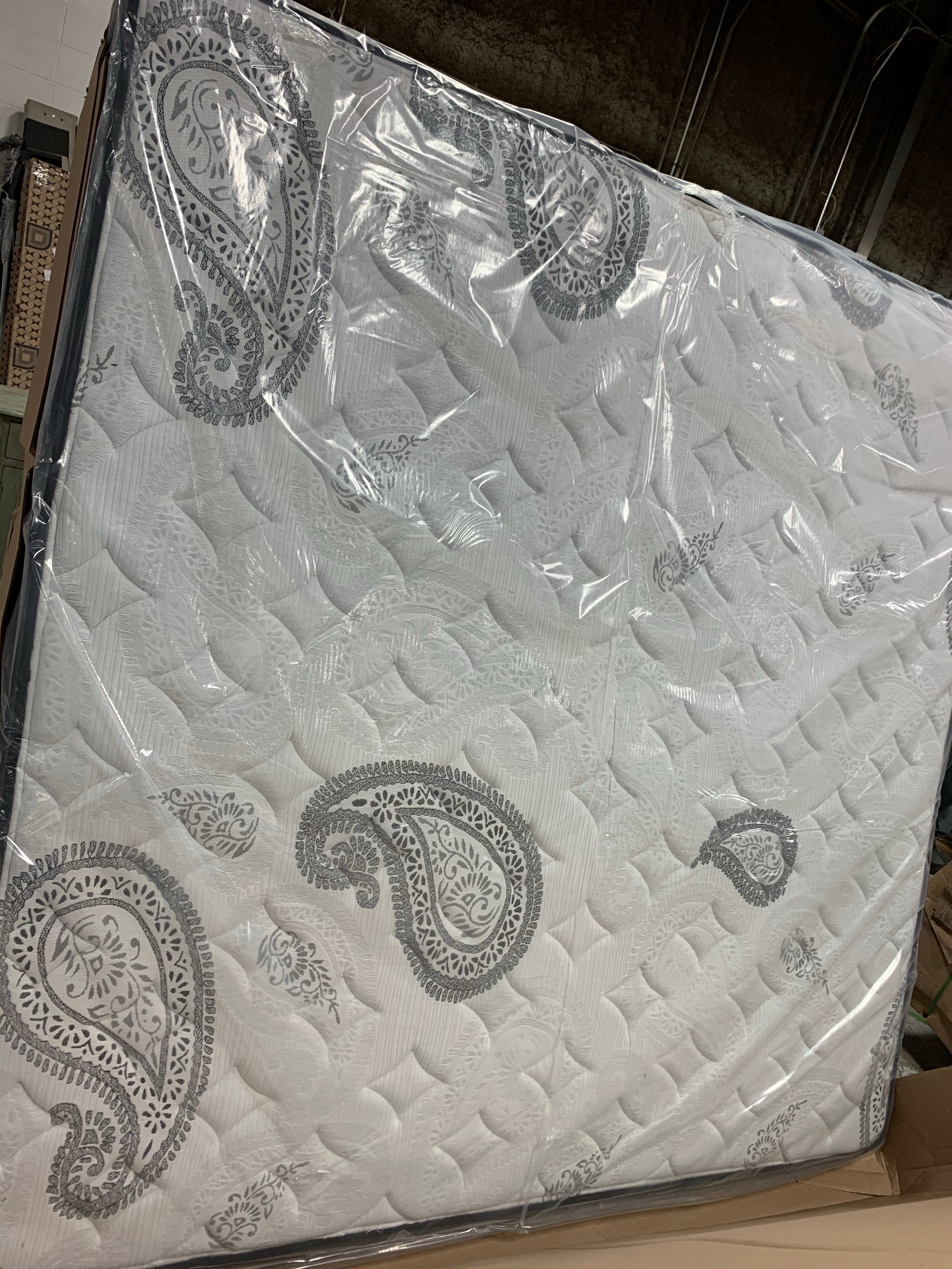 (King) 12" Firm Innerspring Mattress + Box Springs