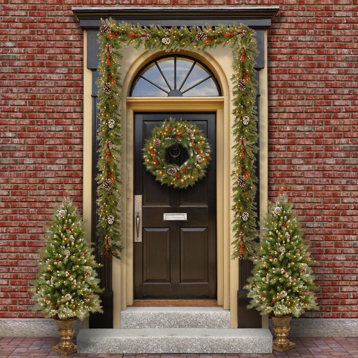 9' Frosted Berry Pre-Lit Garland with 100 Lights DJ453