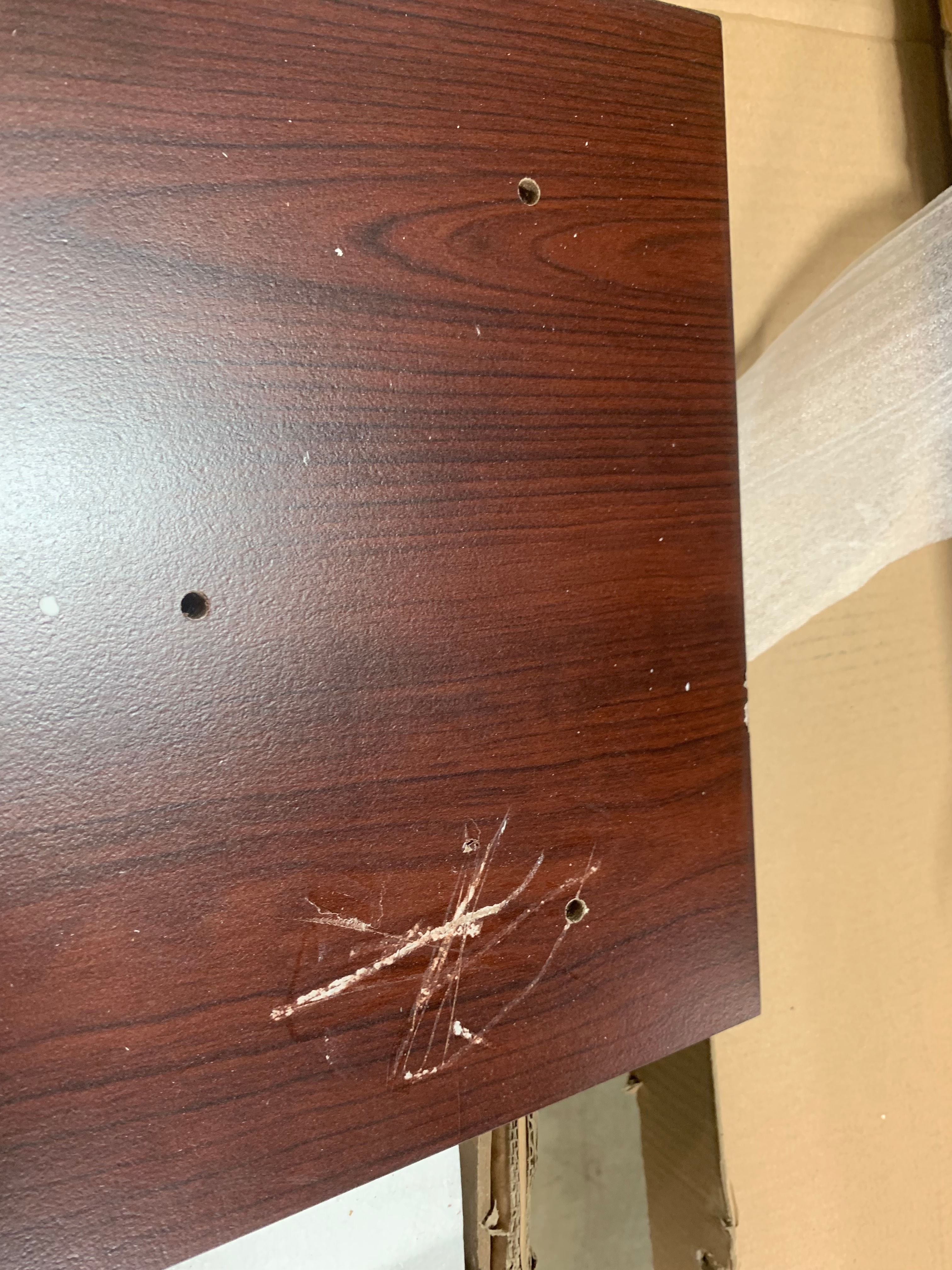 60W L Desk, CYB740