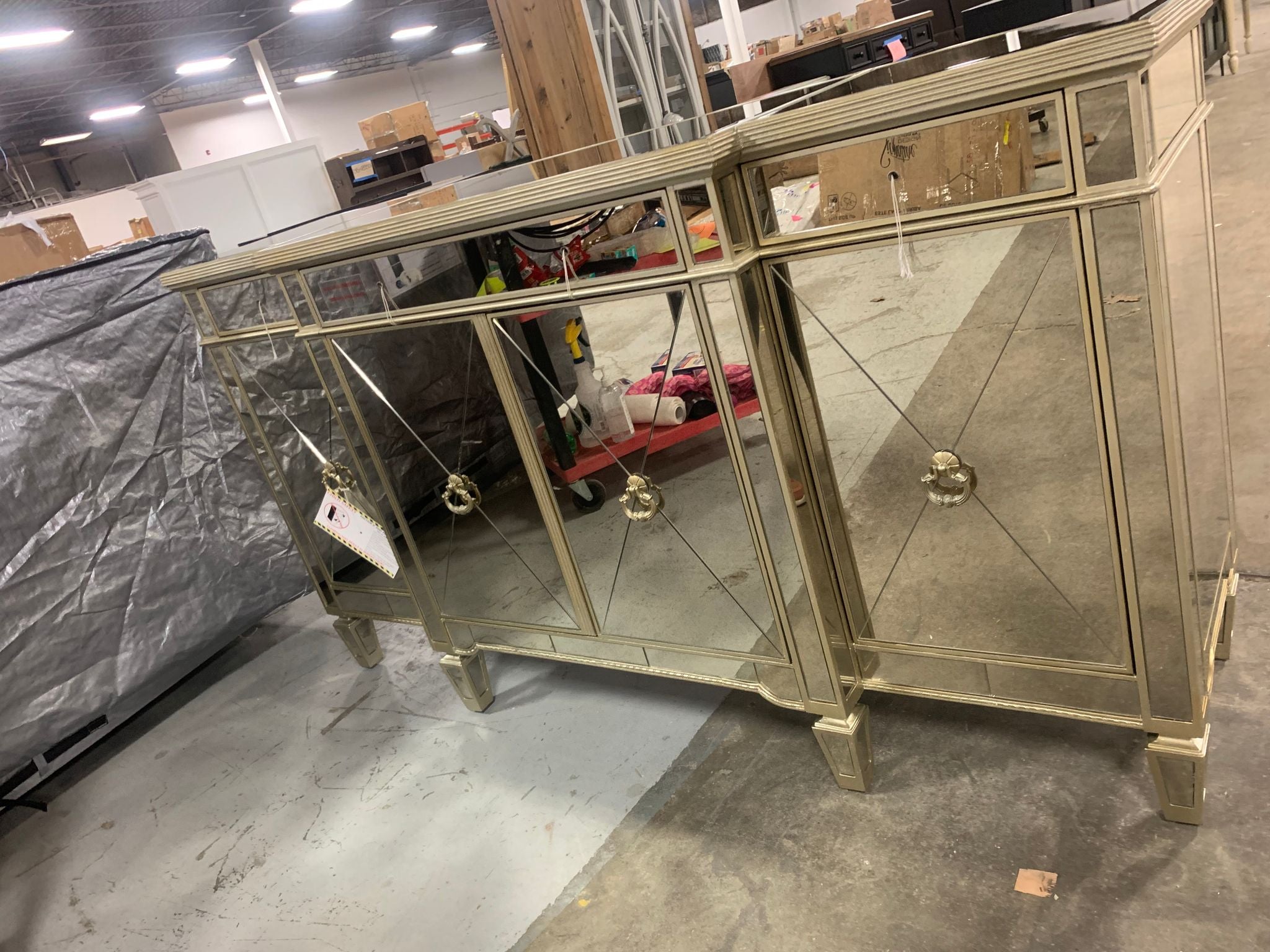 Bassett Mirror Borghese Mirrored Buffet/Server in Silver Leaf