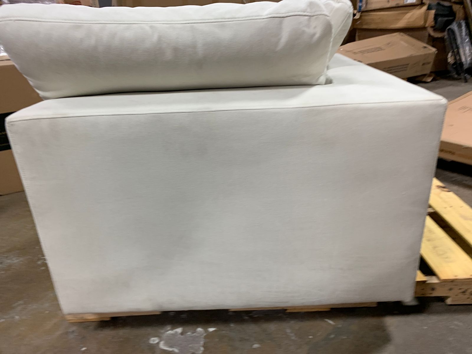 Beta Quartz White Corner Module pt576
