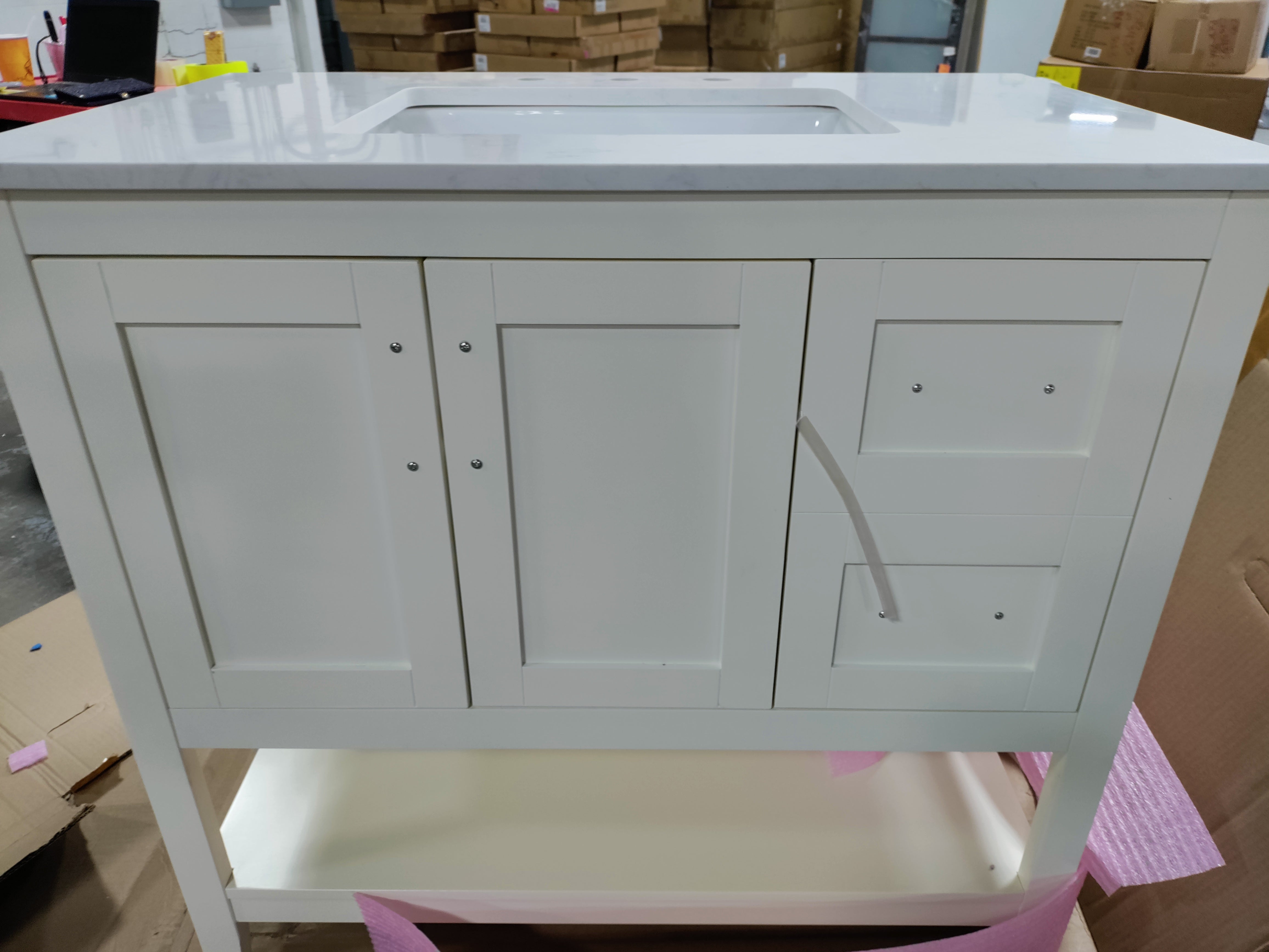 36 Inch Single Bathroom Vanity In White