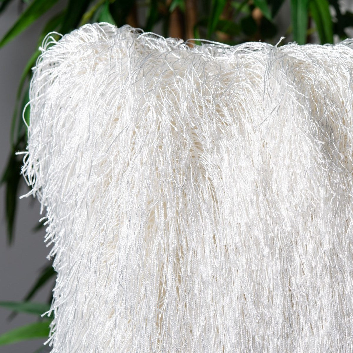 20" Shag Throw Pillow, White (#K6088)