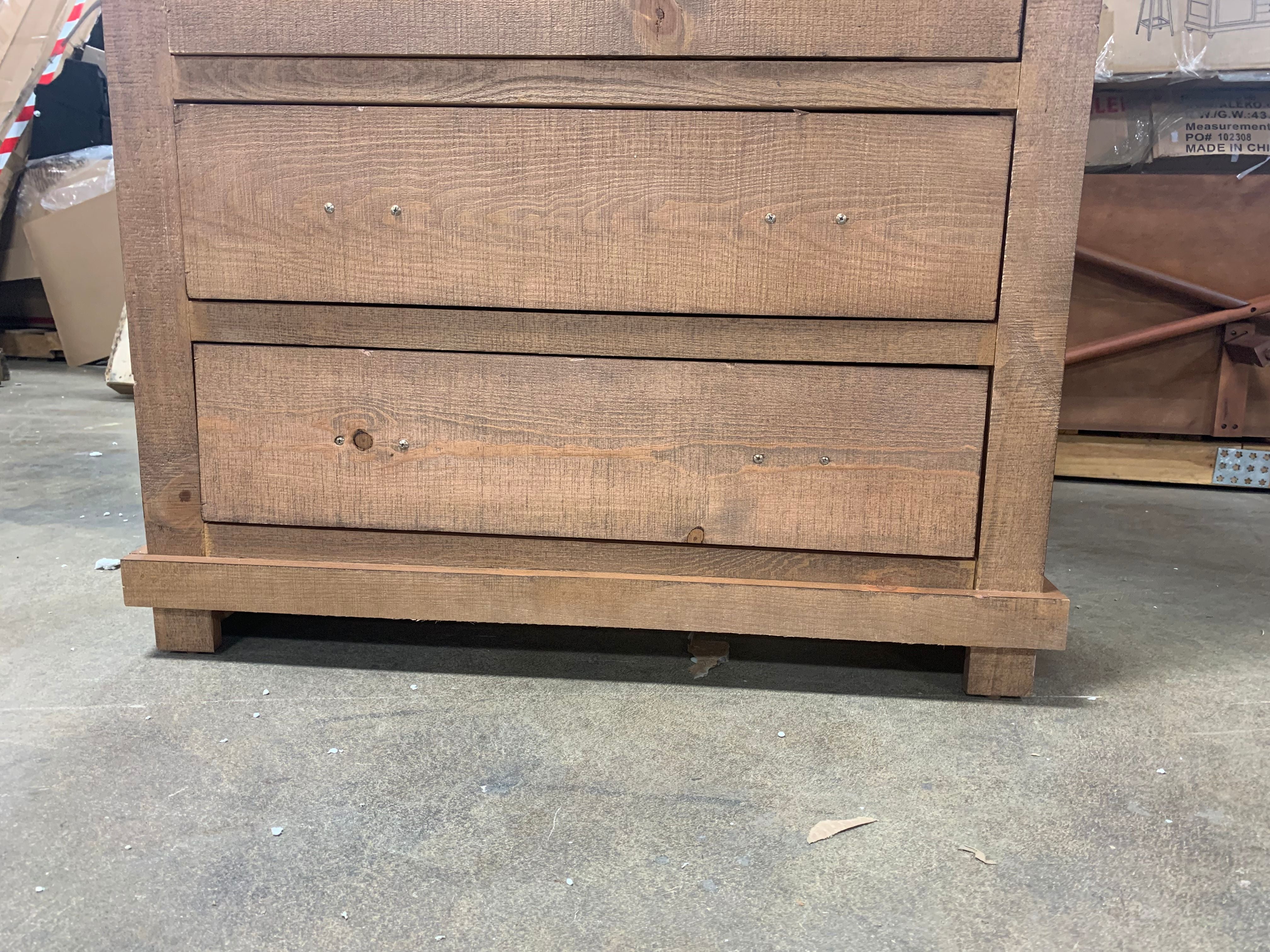 Willow Chest, Distressed Pine CYB863